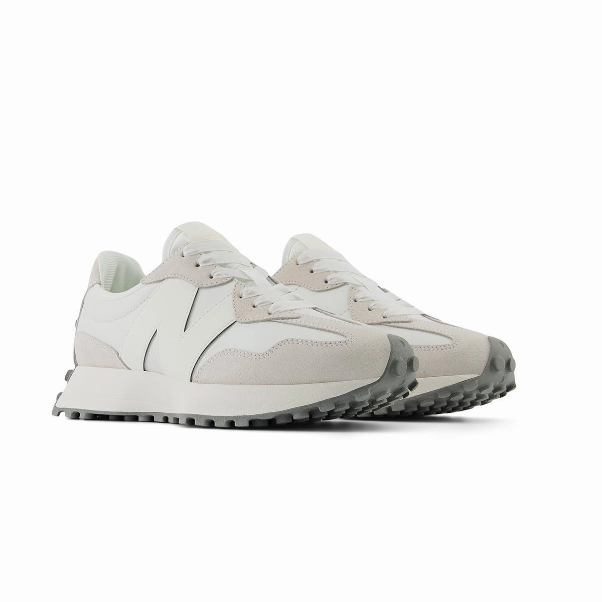 Wmns 327 'Grey' New Balance sneaker close-ups
