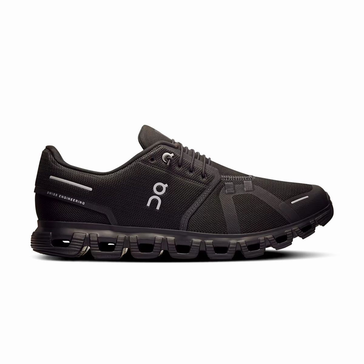 Wmns Cloud 6 'Black' On versatile sneakers with engineered mesh