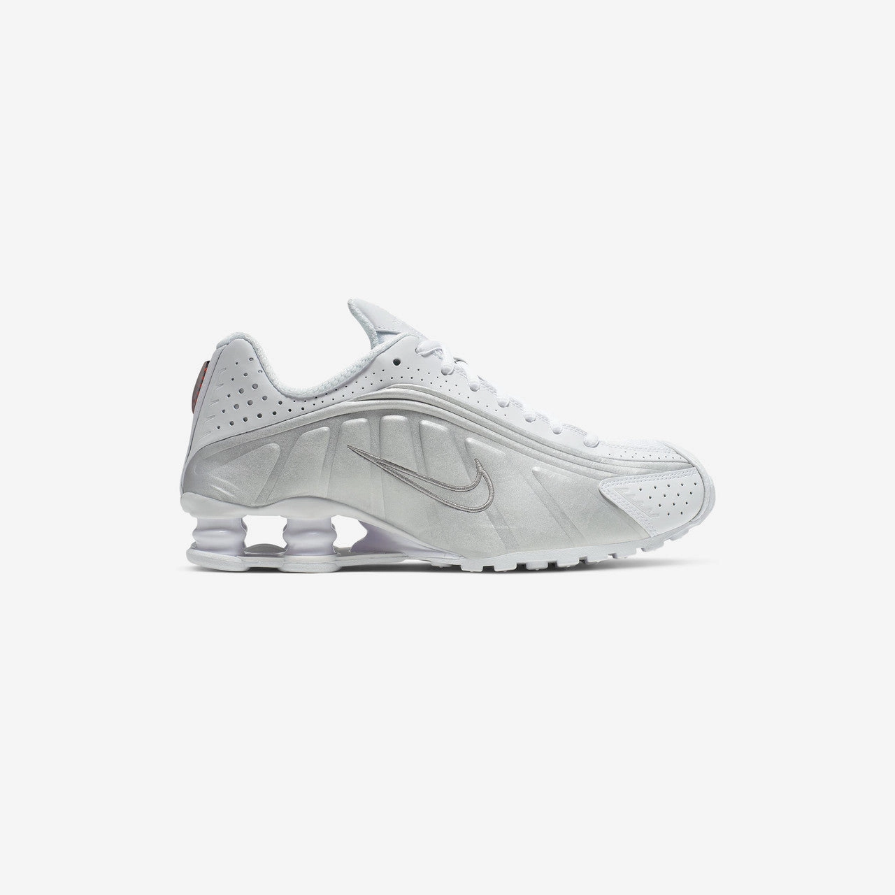 Wmns Shox R4 Nike shoes blending performance and street flair