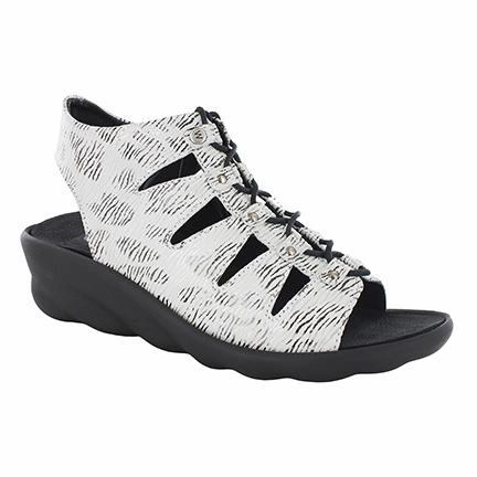 WOLKY ARENA WHITE/BLACK - FINAL SALE! Wolky comfort sandals with secure fit