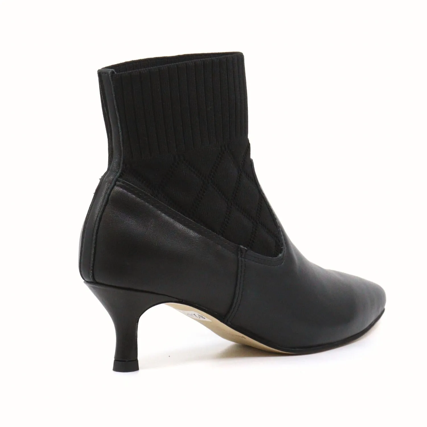 Women Ankle Sock Kitten Heel In Black