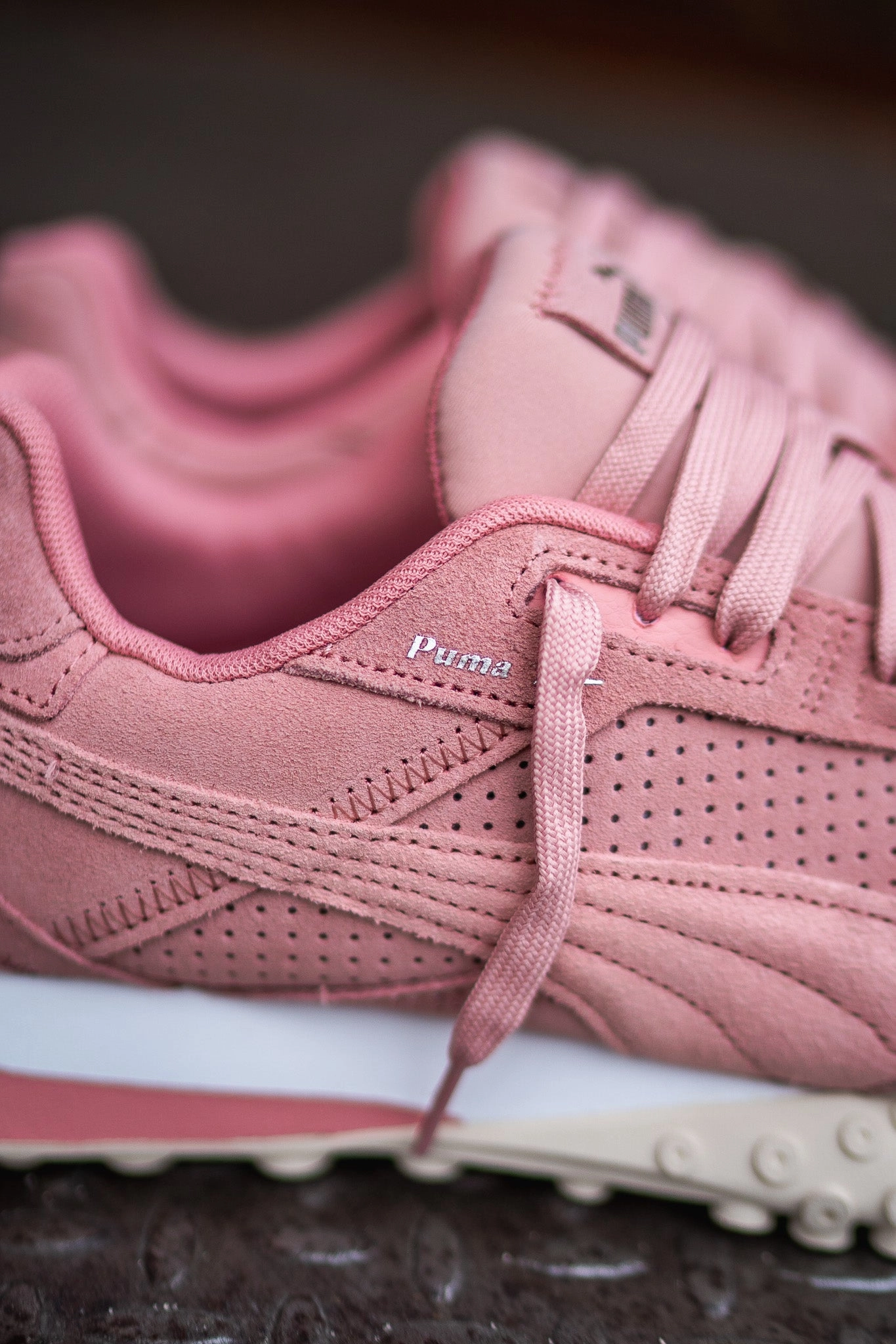 Women Puma Blacktop Rider (Future Pink/Alpine Snow) Puma athletic shoe visuals