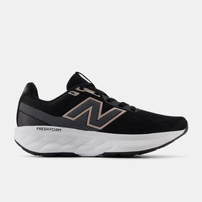Women's 520 V9 New Balance shoe variations