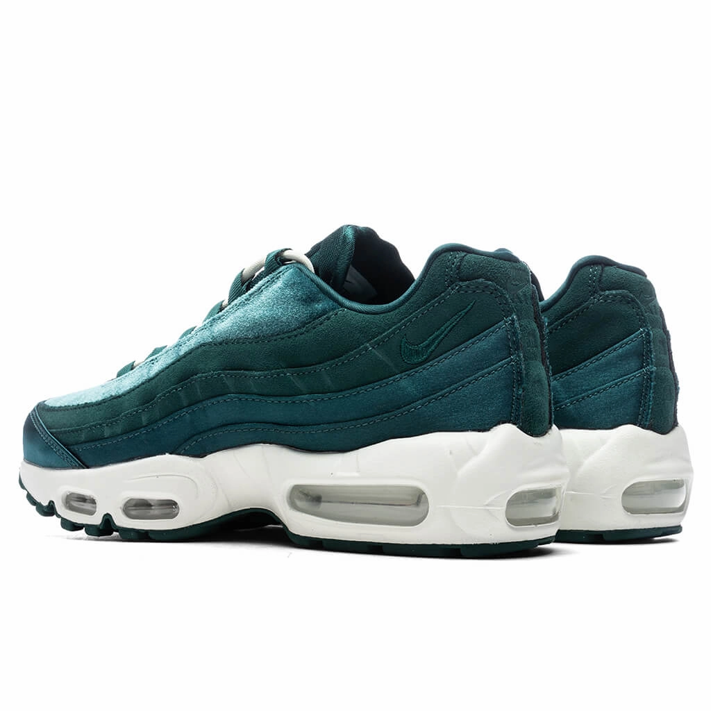 Women's Air Max 95 Green Velvet - Dark Atomic Teal/Sail Nike trainers with responsive foam