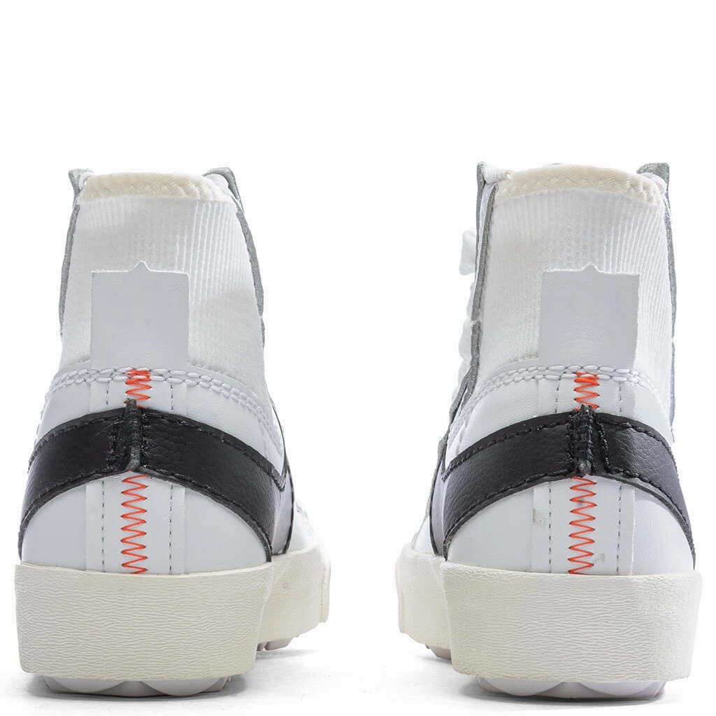 Women's Air Max Bliss - Photon Dust/Metallic Silver/Black Nike Retro Lifestyle Shoes