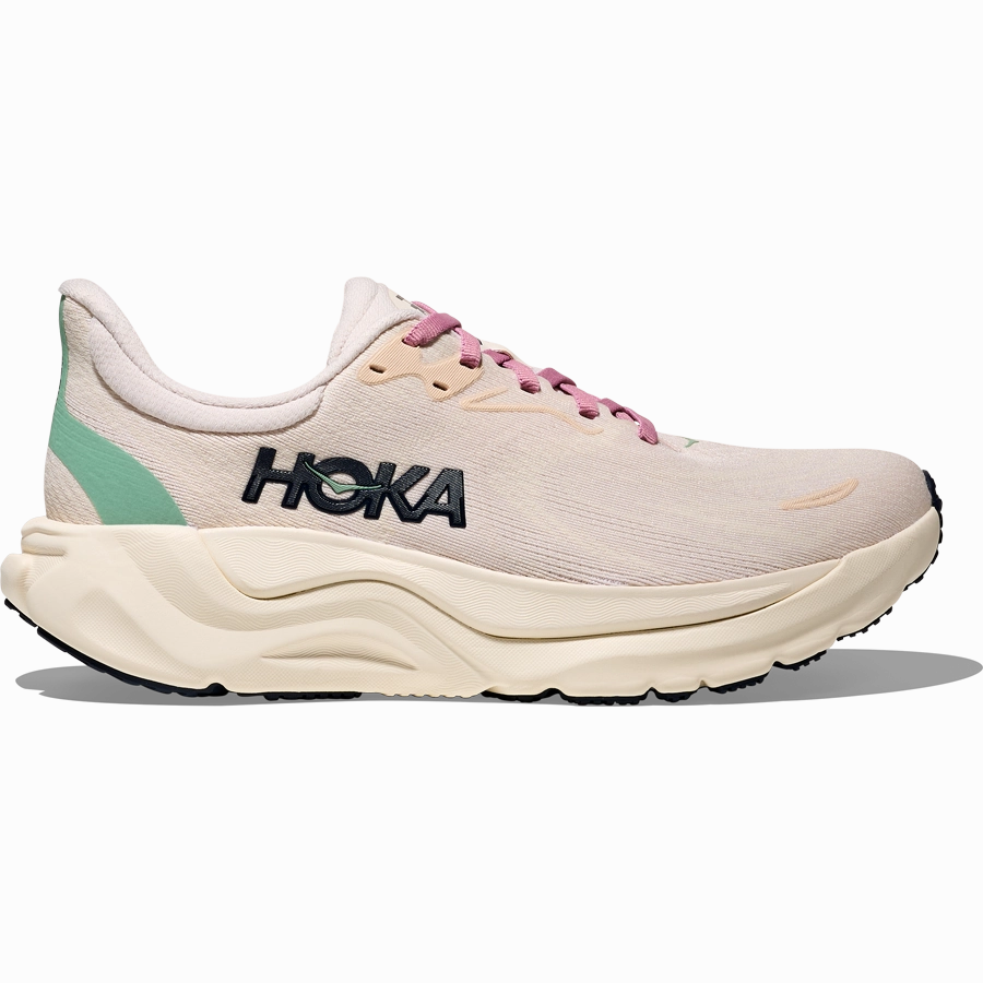 Women's Arahi 8 Off-road traction sneakers