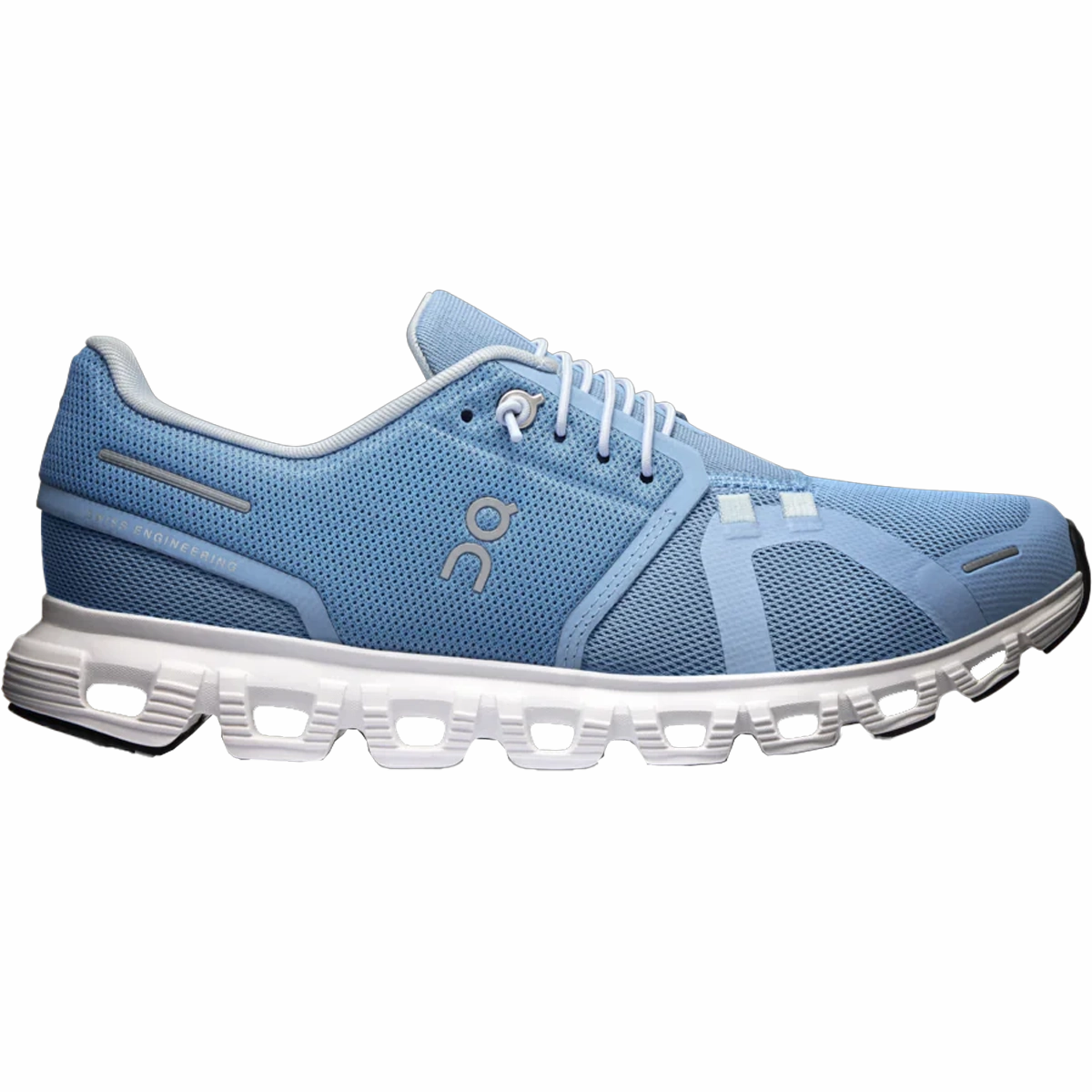 Women's Cloud 6 On versatile athletic shoe designs
