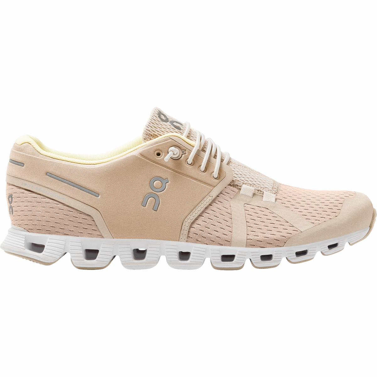 Women's Cloud On versatile athletic shoe designs