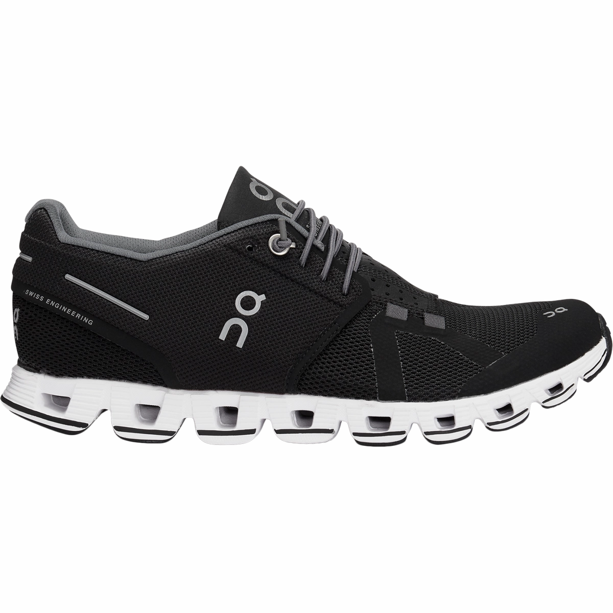Women's Cloud On breathable road shoes with sleek design