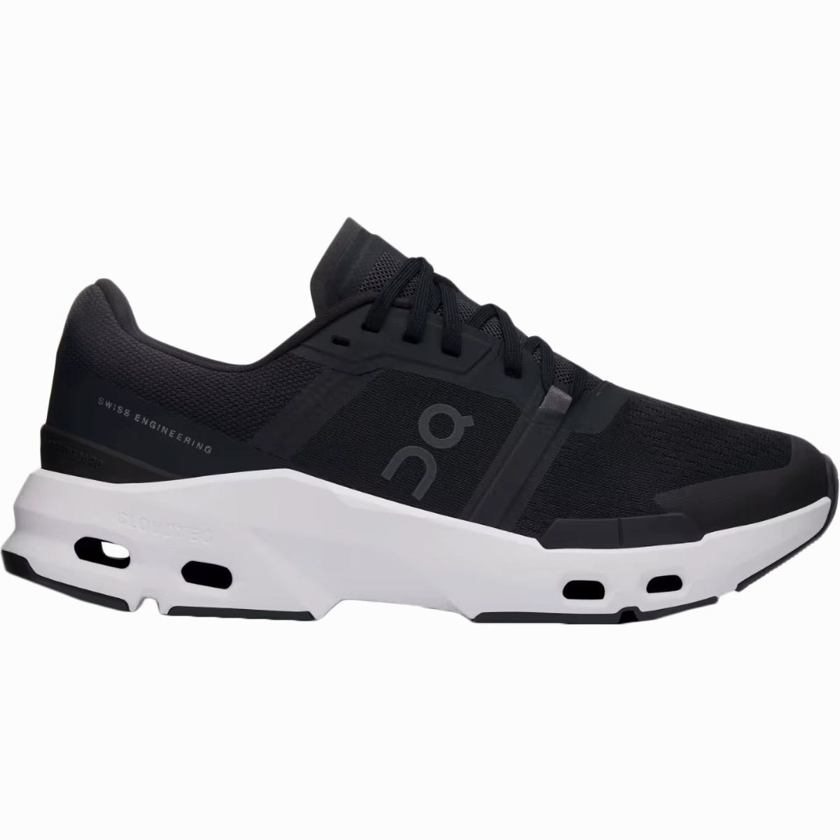 Women's Cloudpulse On versatile athletic shoe designs