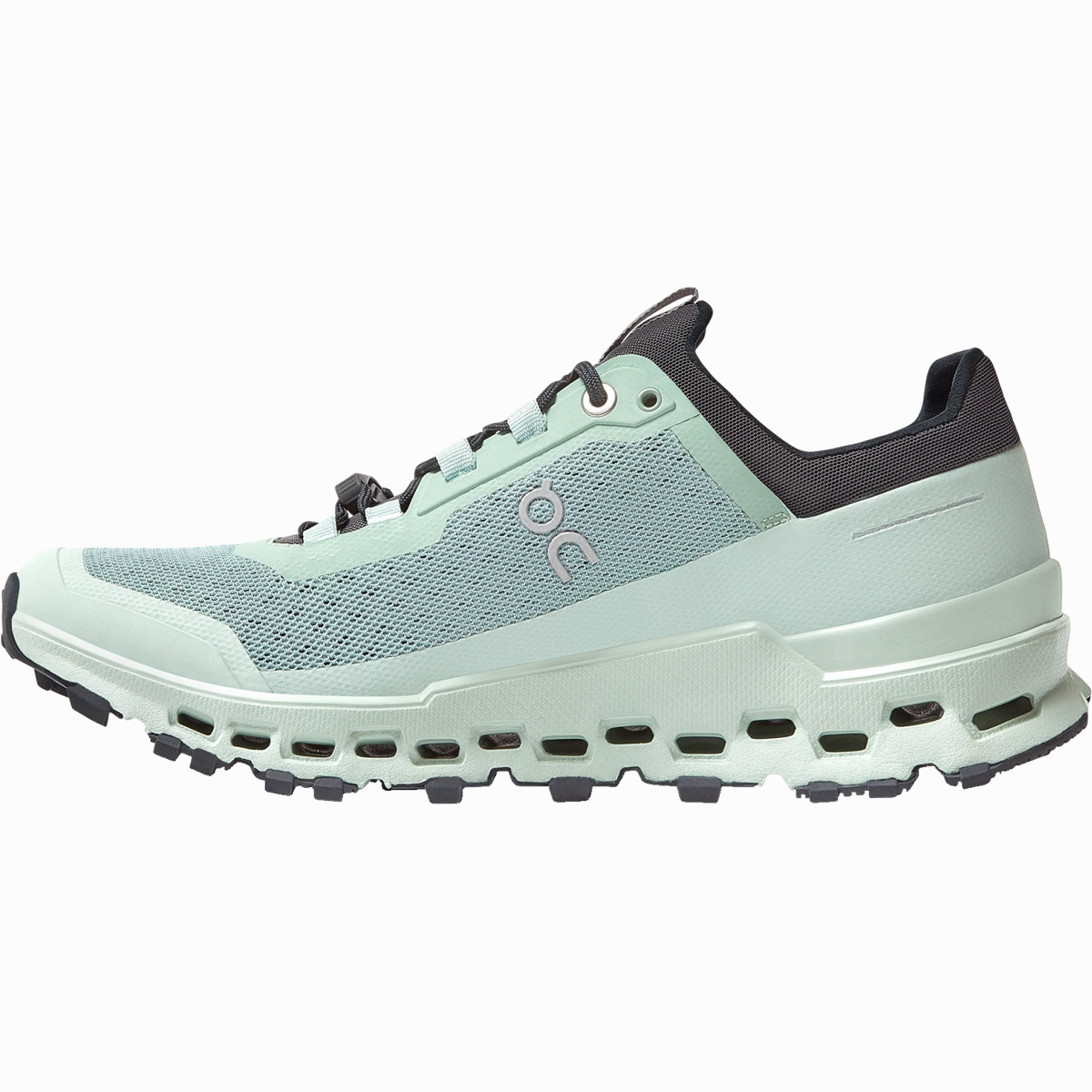 Women's Cloudultra On versatile athletic shoe designs