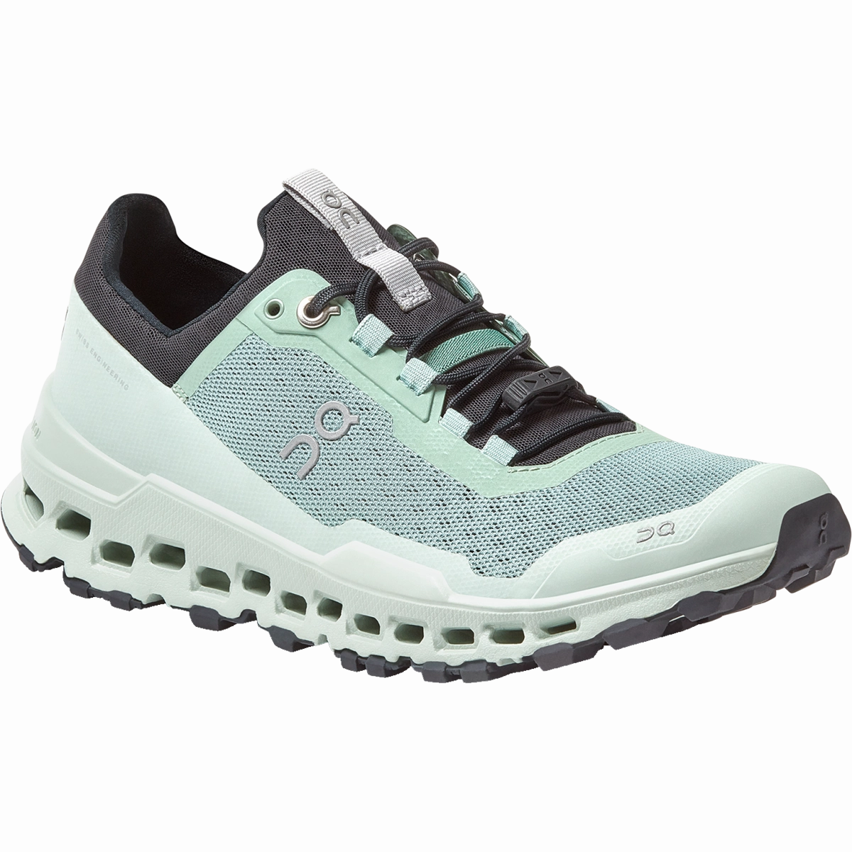 Women's Cloudultra On versatile athletic shoe designs