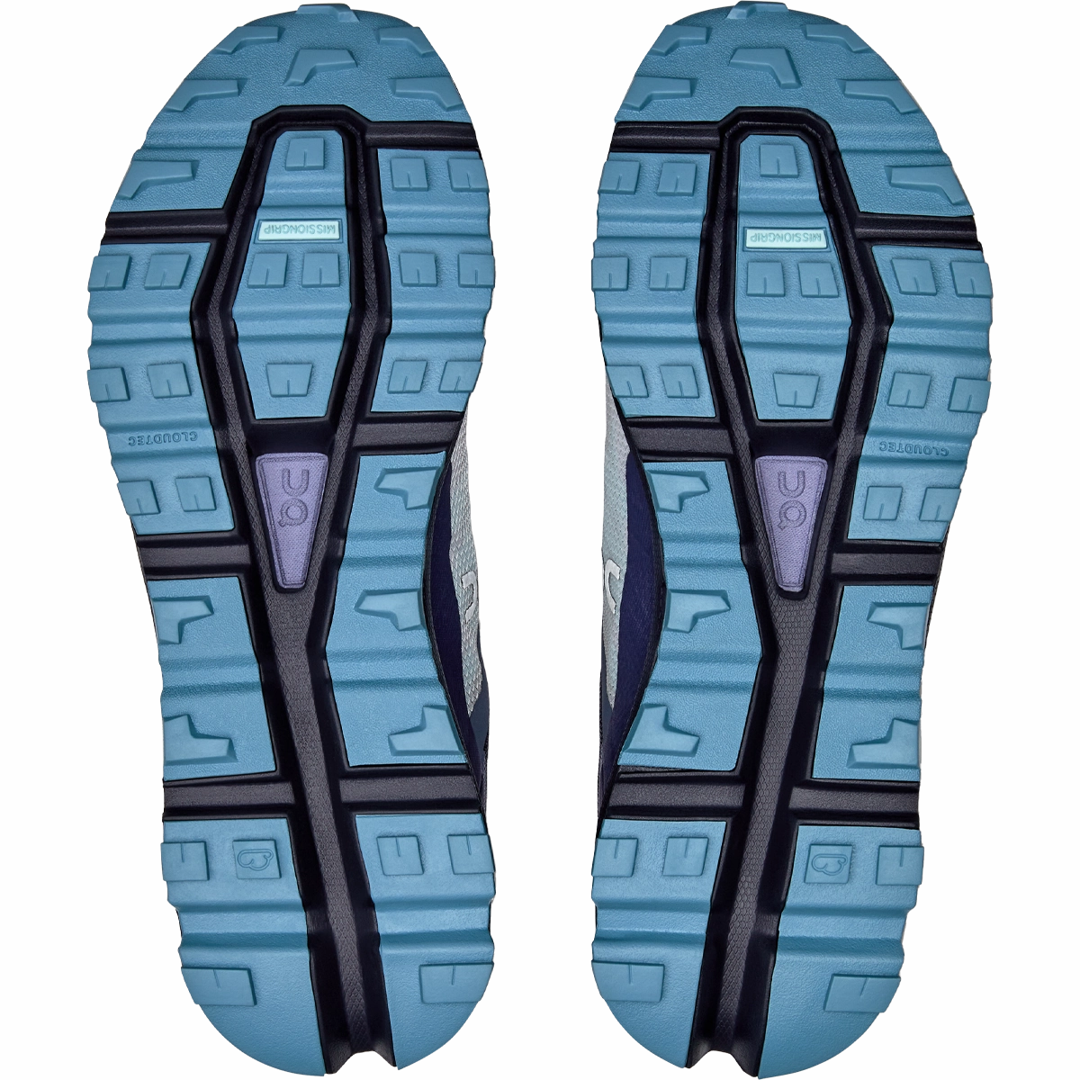 Women's Cloudvista On versatile athletic shoe designs