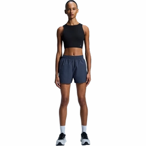 Women's Core Crop 2-in-1 On breathable road shoes with sleek design