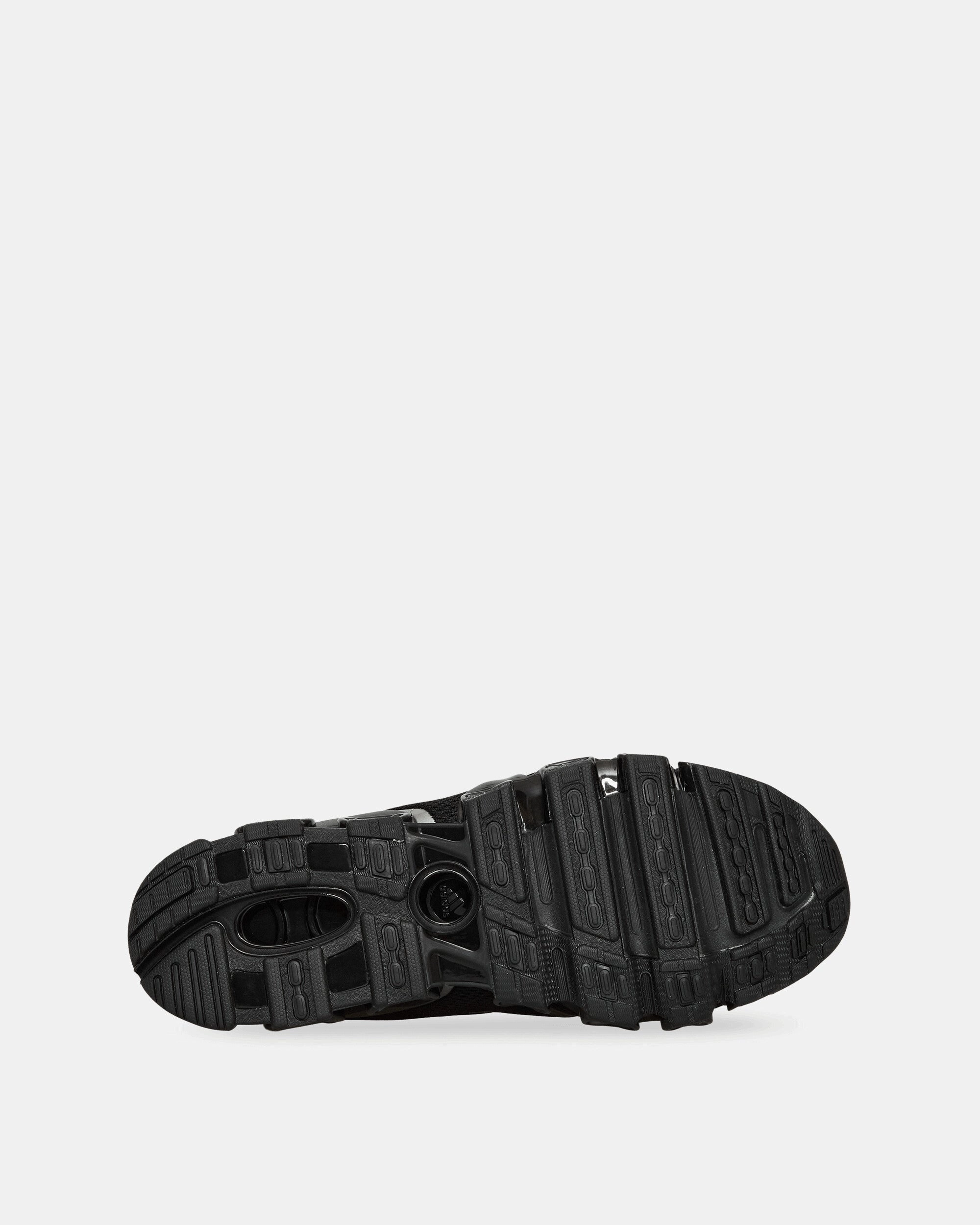 Women's Mega Ghostride Sneakers Core Black / Iron Metallic Comfort Sneakers
