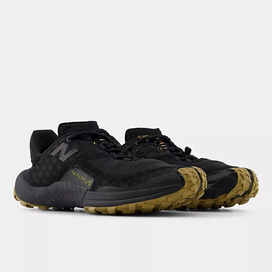 Women's Minimus Trail Updated Fit Sneakers