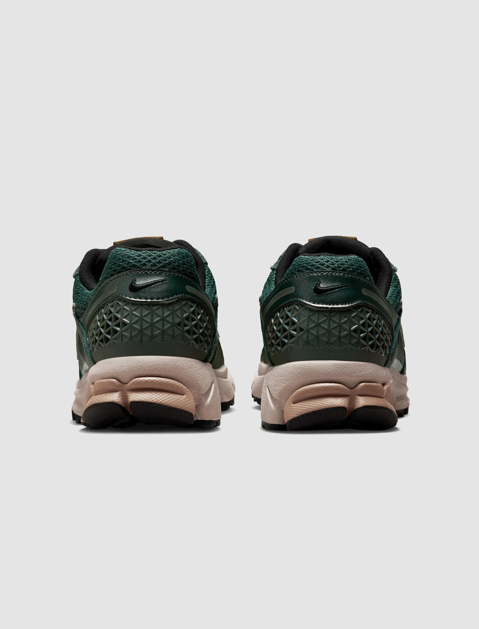 WOMEN'S NIKE ZOOM VOMERO 5 "VINTAGE GREEN" Nike sports sneakers