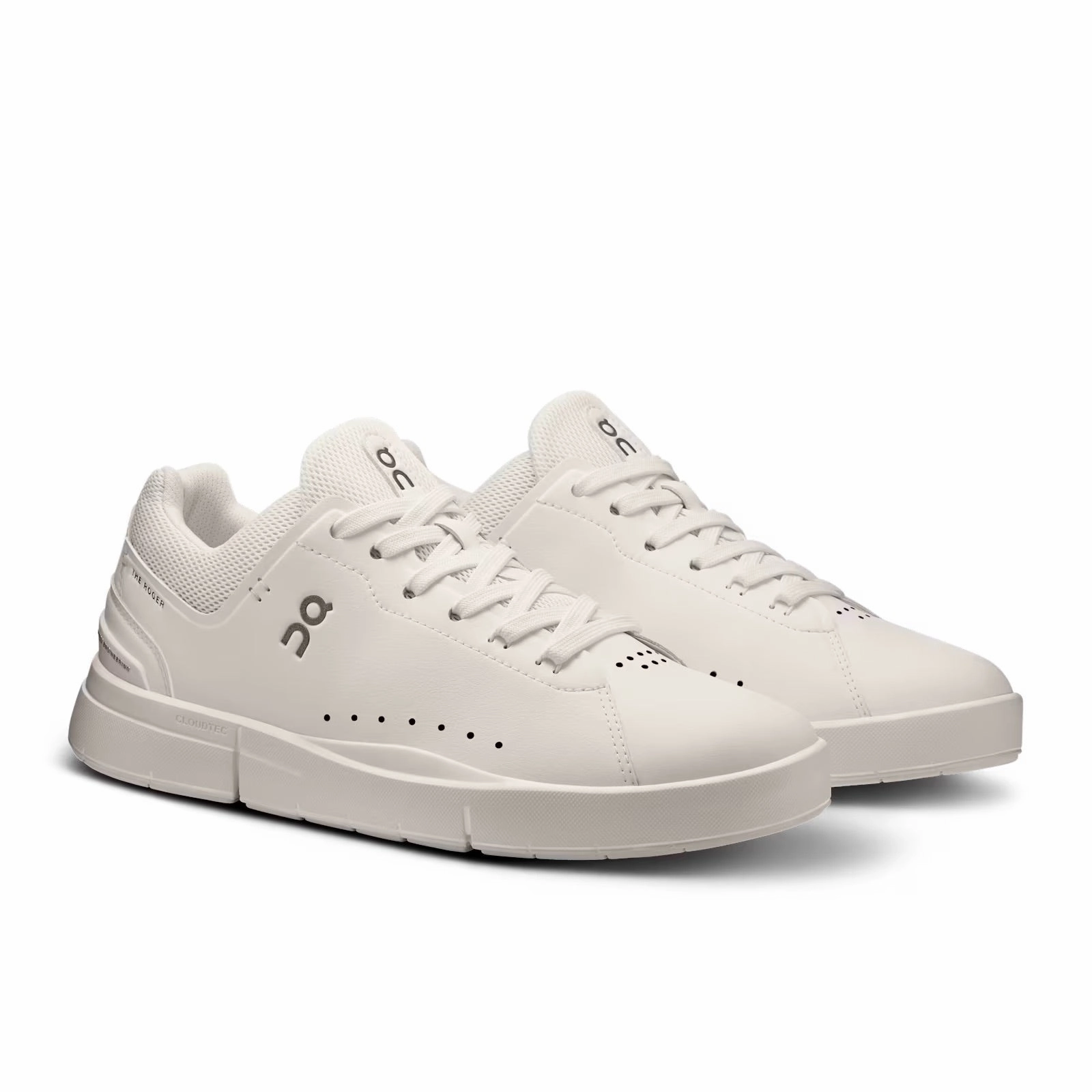 Women's The Roger Advantage Lightweight Outdoor Shoes