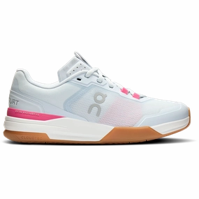 Women's The Roger Advantage Pro On breathable road shoes with sleek design