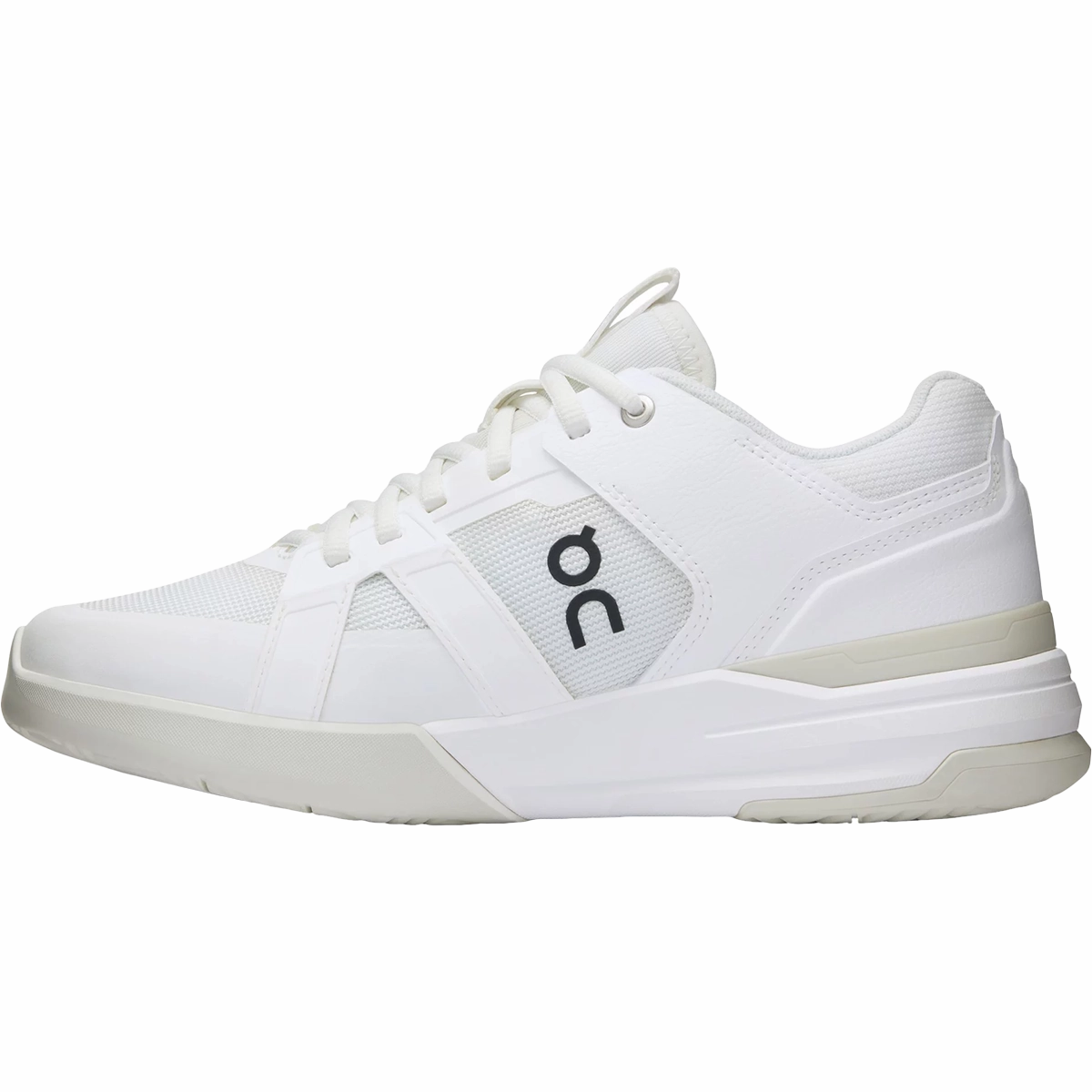 Women's THE ROGER Clubhouse Pro On versatile athletic shoe designs