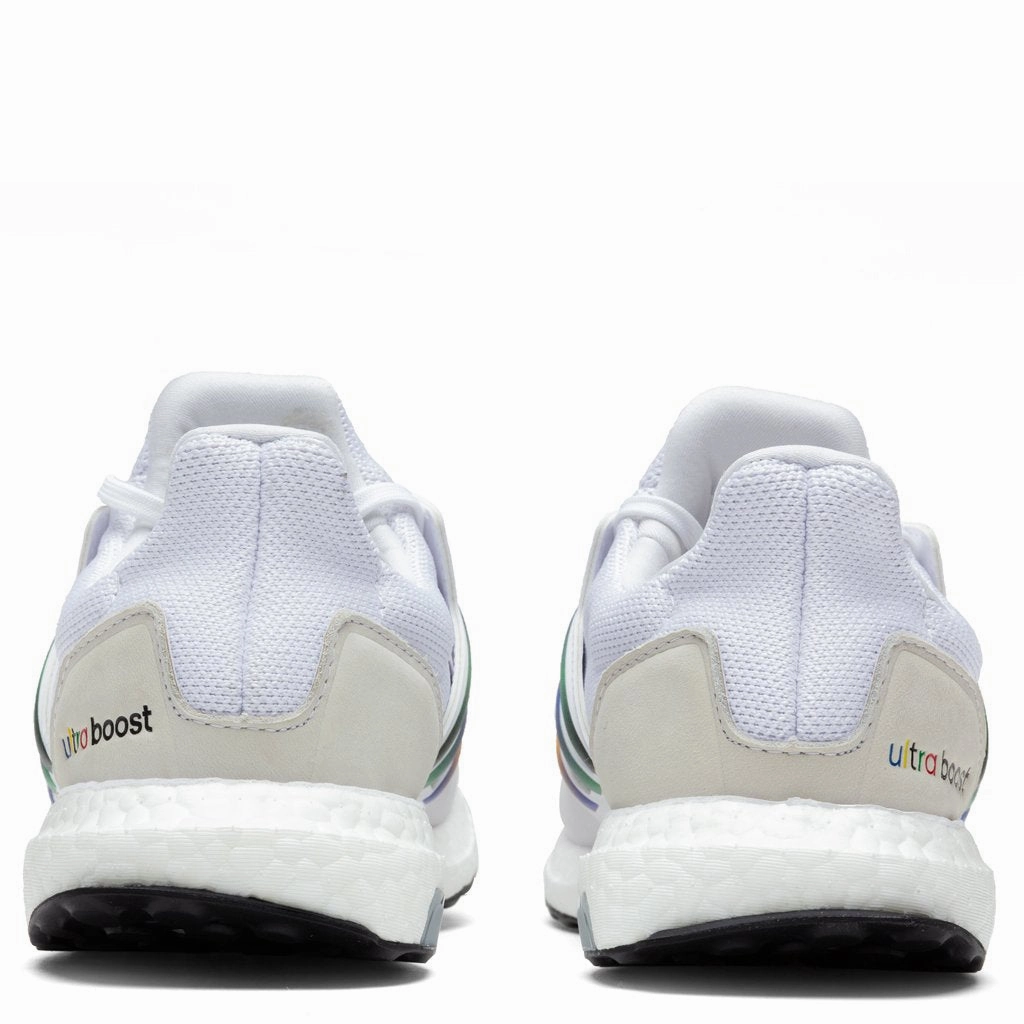 Women's Ultraboost DNA - Cloud White/Red Adidas Classic Street Sneakers