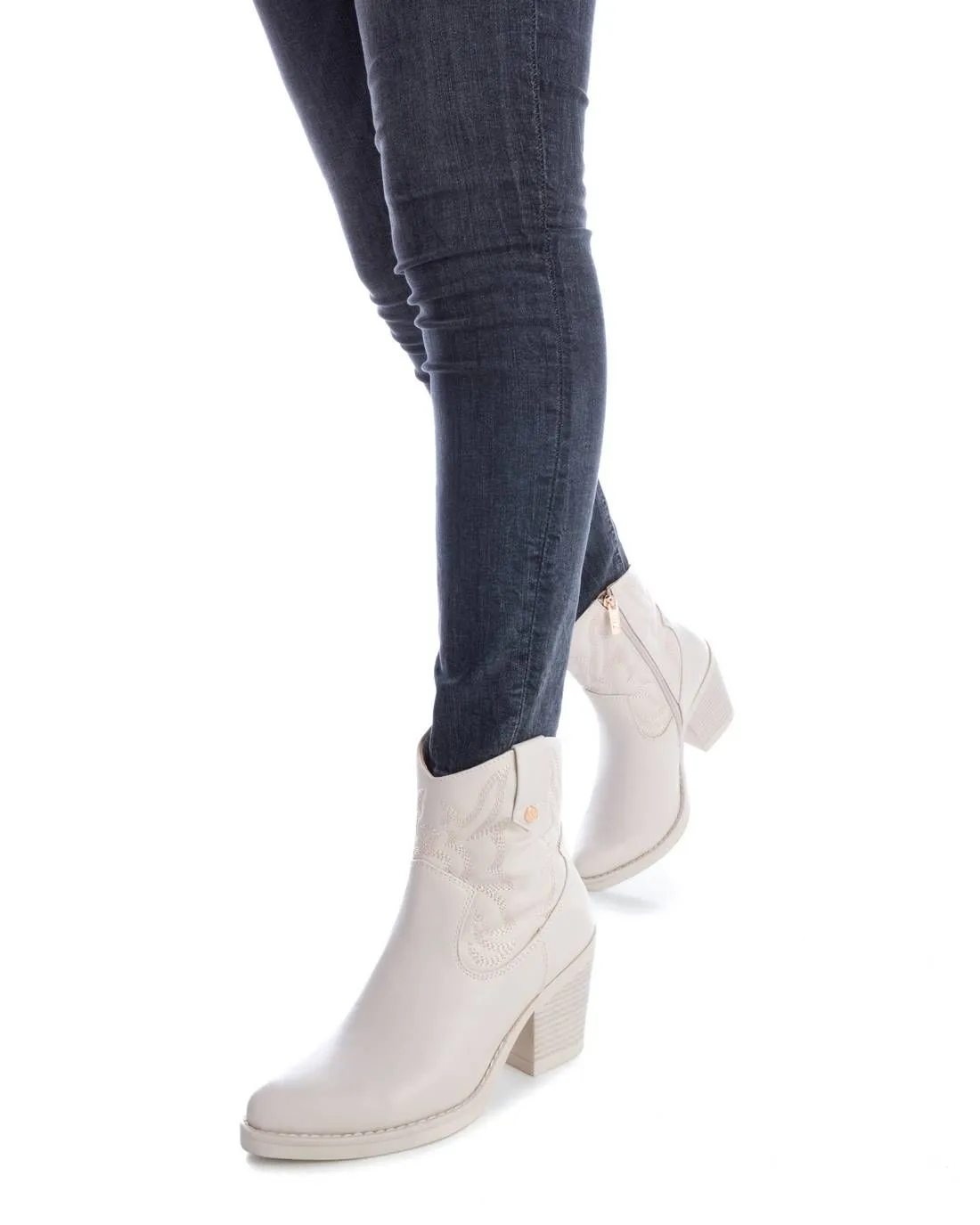 Women's Italian Western Booties By XTI A
