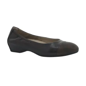 Women's Lisanne Burnished Nubuck Shoes In Chocolate