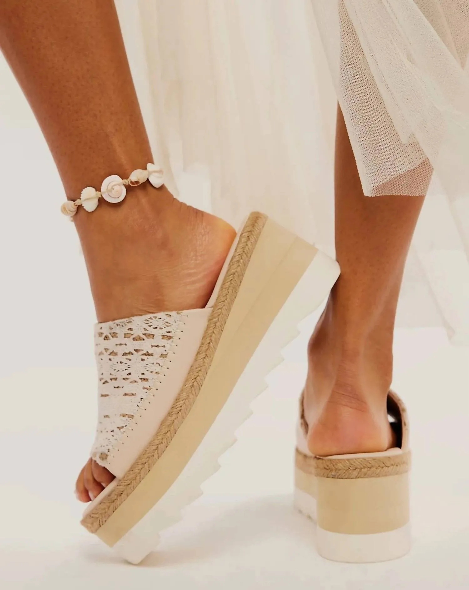 Women's Santorini Sandal In Plaster