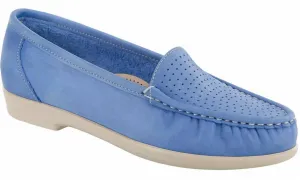 Women's Savvy Slip On Loafer In Denim Nubuck