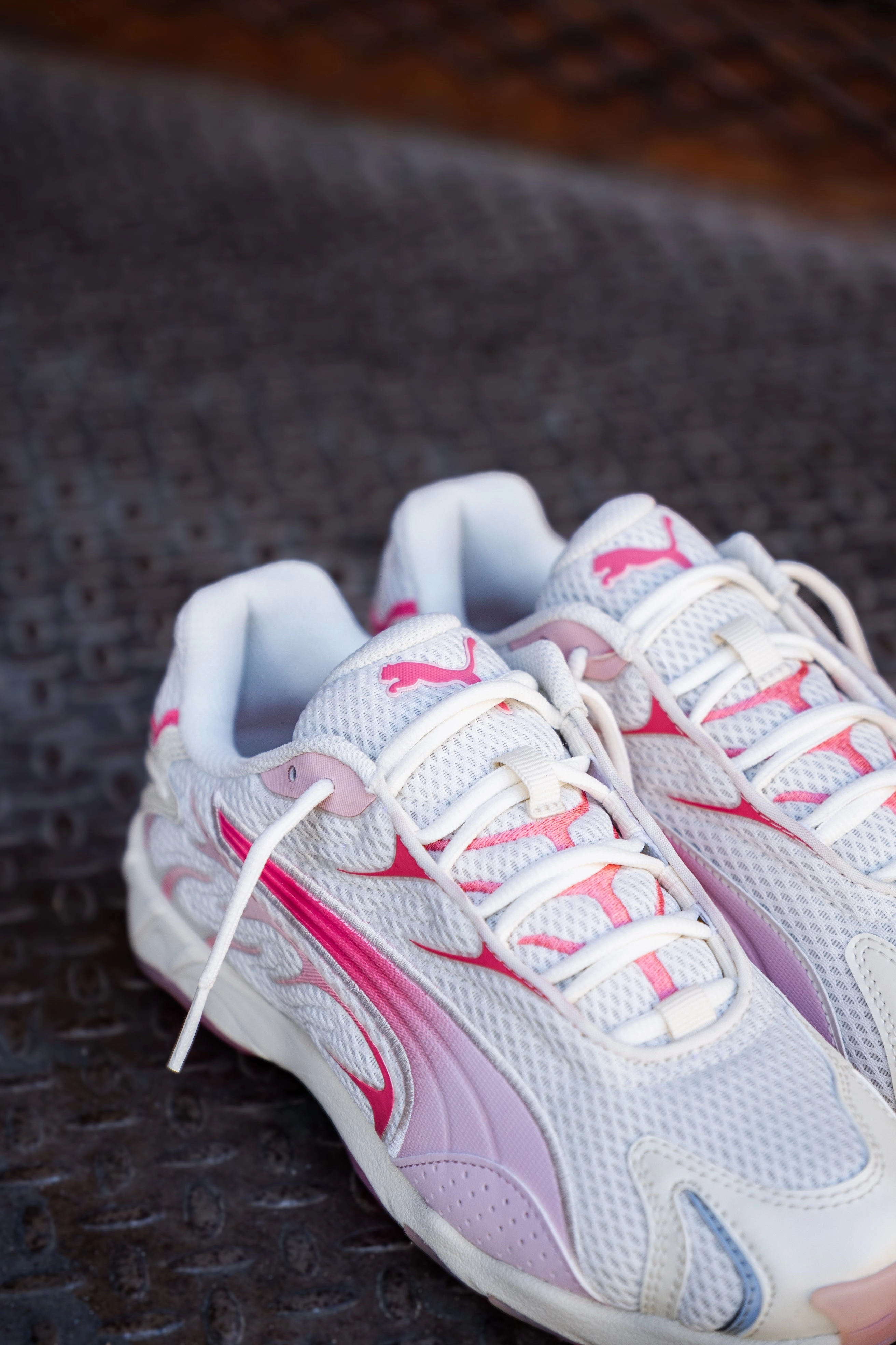 Womens Puma Inhale (Warm White/Magic Rose) Puma athletic shoe visuals