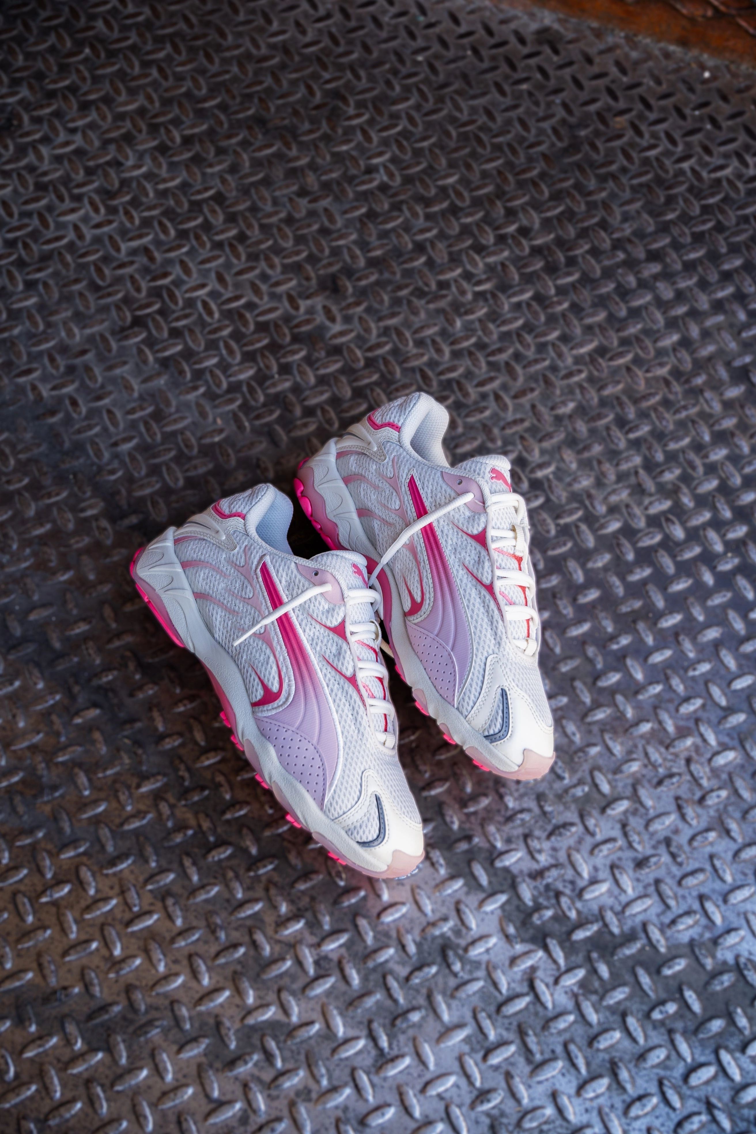 Womens Puma Inhale (Warm White/Magic Rose) Puma athletic shoe visuals