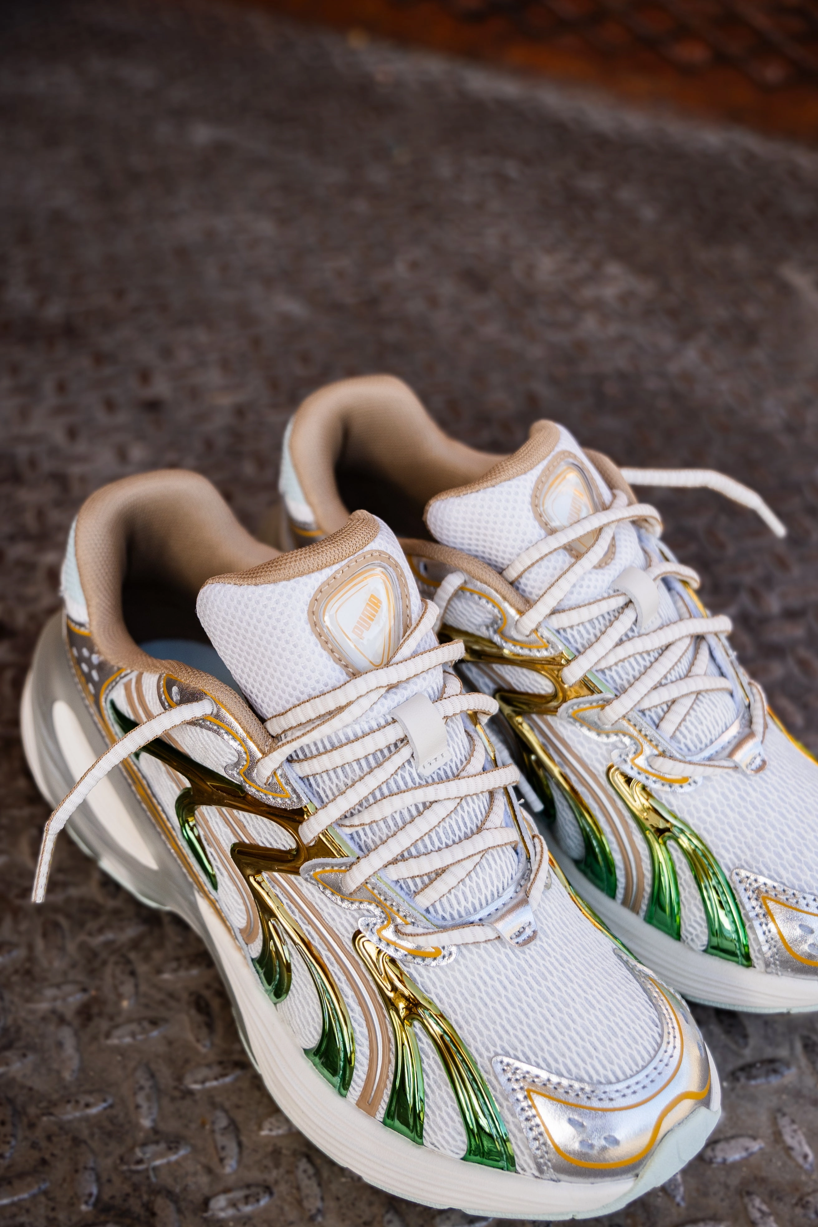 Womens Puma Inverse Shimmer (Warm White/Archive Gold) Puma athletic shoe visuals