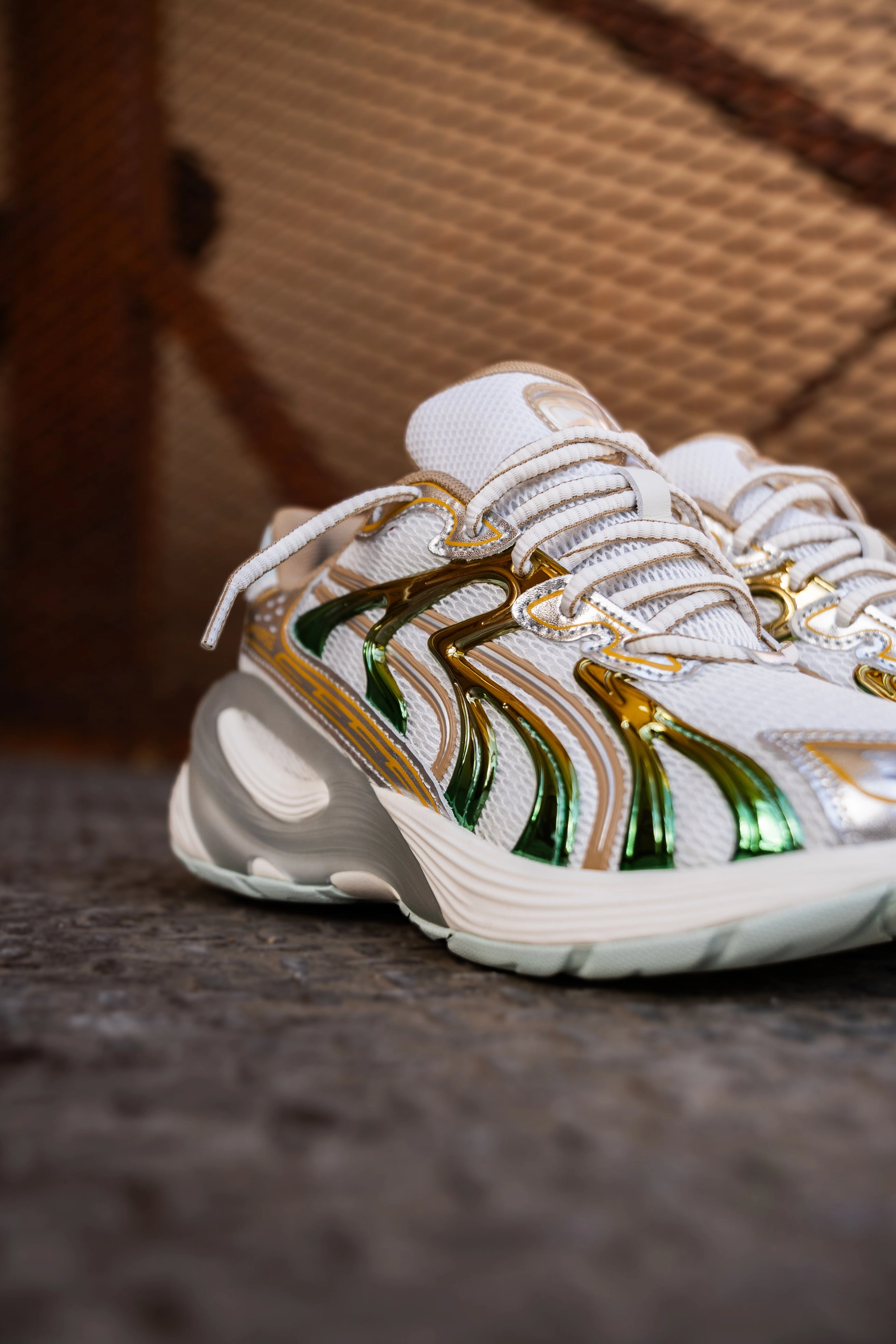 Womens Puma Inverse Shimmer (Warm White/Archive Gold) Puma athletic shoe visuals