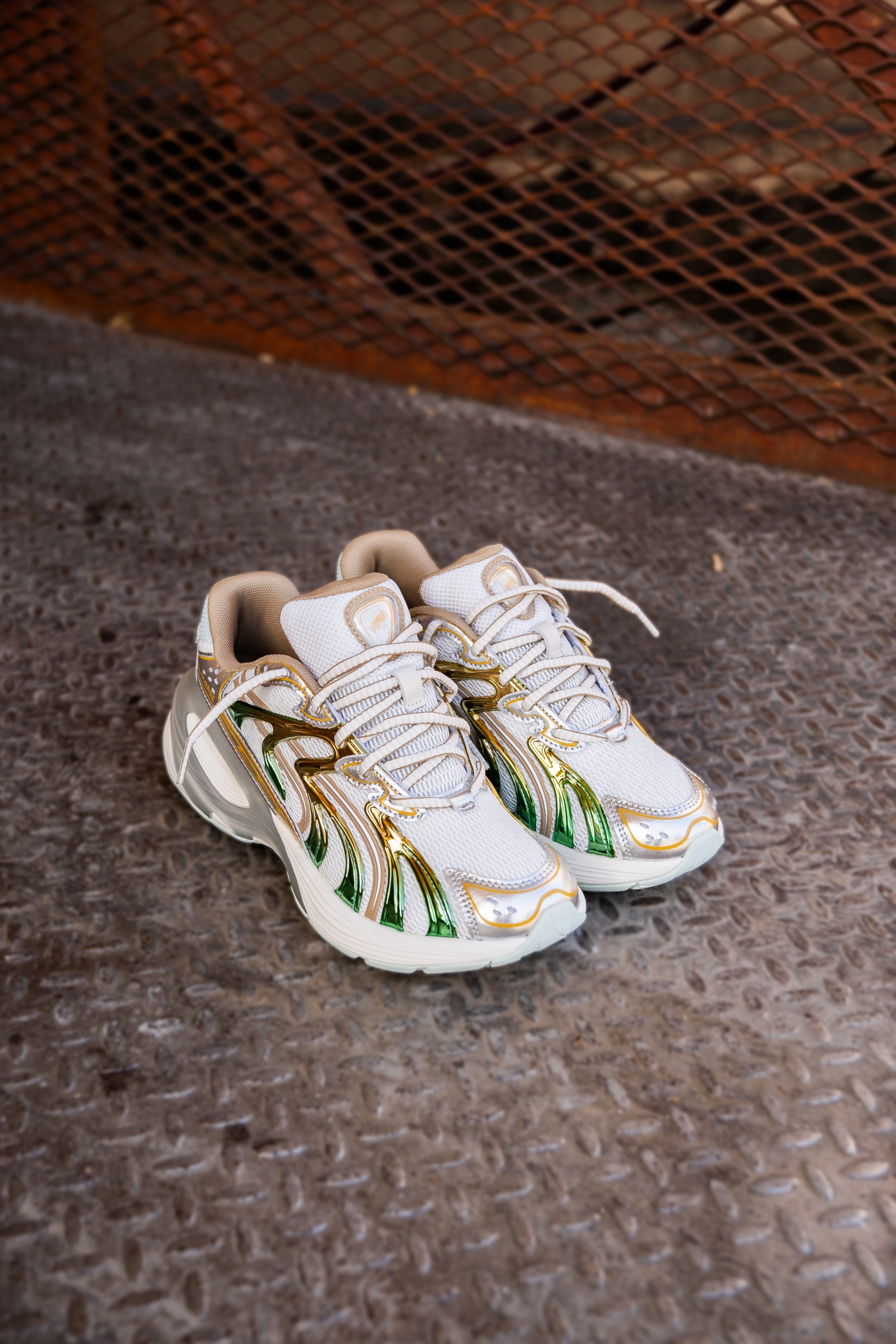 Womens Puma Inverse Shimmer (Warm White/Archive Gold) Puma athletic shoe visuals
