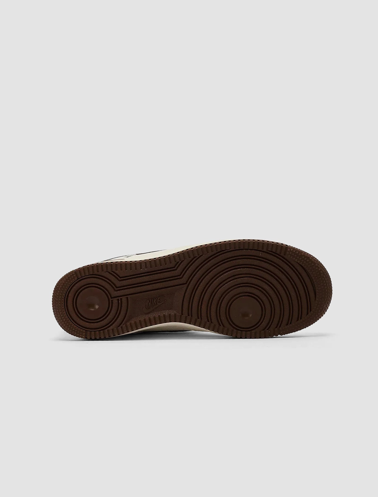 YARDRUNNER AIR FORCE 1 "SAIL/CACAO WOW/ COCONUT MILK" Nike sports sneakers